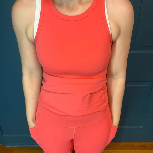 Set Lululemon Wunder Under Set – Coral Red | Size 2 Top, 4 Leggings - Picture 2 of 10